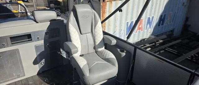 Slide: The Image of Manitou SES 25 2019 - 7