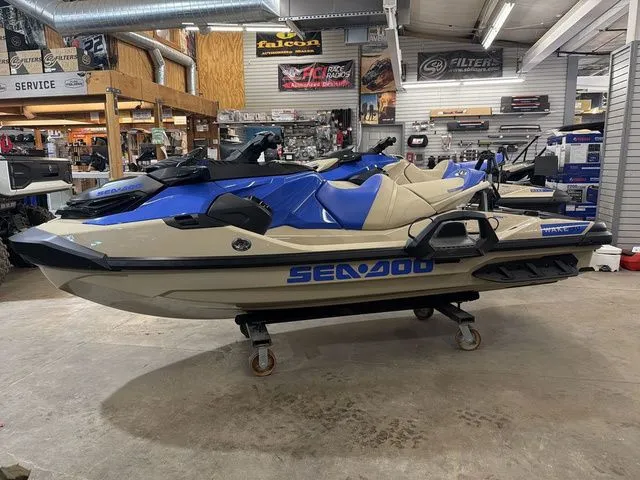 Slide: The Image of Sea-Doo Wake Pro 230 2026 - 11