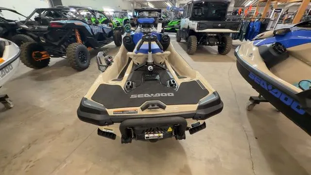 Slide: The Image of Sea-Doo Wake Pro 230 2026 - 4