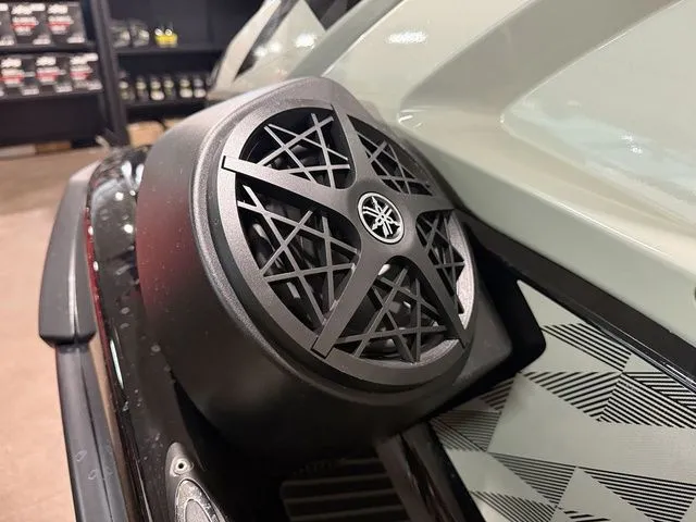 Slide: The Image of Yamaha VX Cruiser HO 2026 - 5