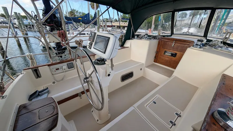 Slide: The Image of Island Packet 40 1998 - 11