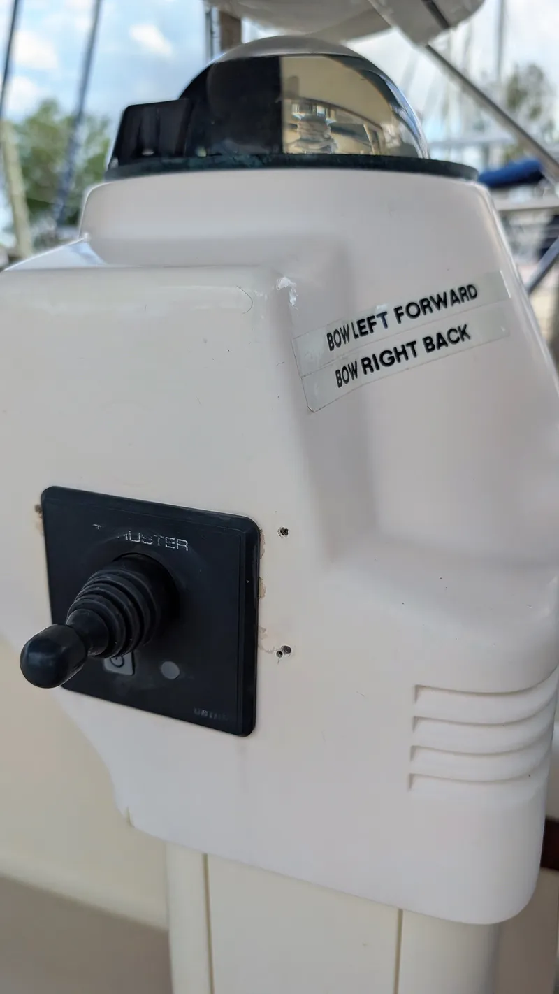 Slide: The Image of Island Packet 40 1998 - 13