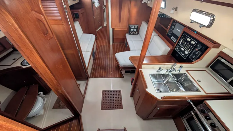 Slide: The Image of Island Packet 40 1998 - 17