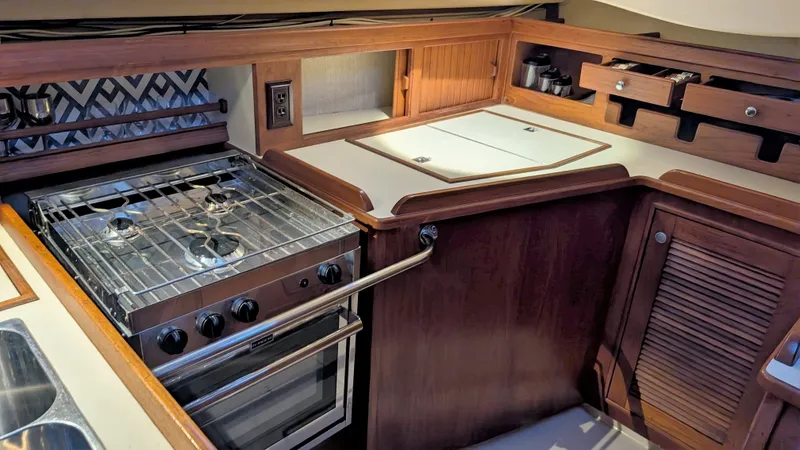 Slide: The Image of Island Packet 40 1998 - 23