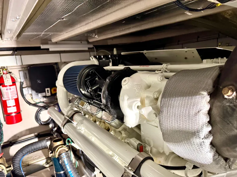 Slide: The Image of Sea Ray 58 Sedan Bridge 2007 - 104