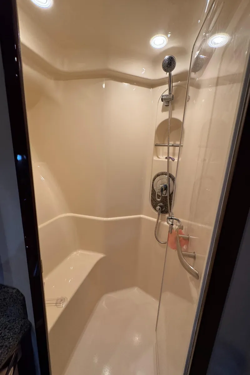 Slide: The Image of Sea Ray 58 Sedan Bridge 2007 - 61