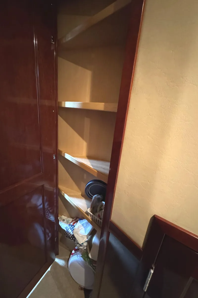 Slide: The Image of Sea Ray 58 Sedan Bridge 2007 - 75