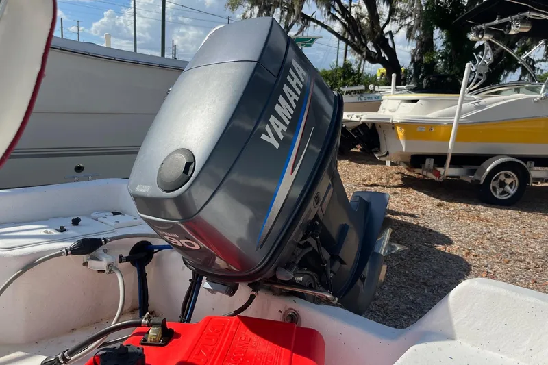 Slide: The Image of 2005 Cape Craft 16 CC boat with Yamaha outboard motor in a sunny outdoor setting. - 5