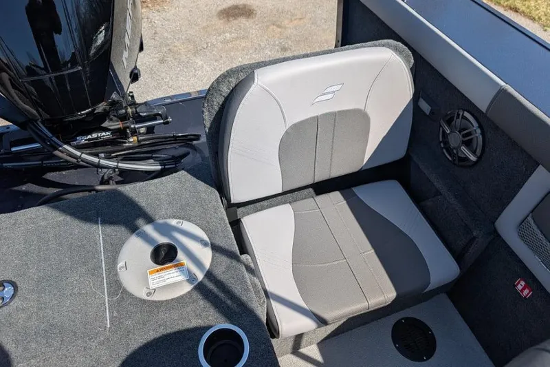 Slide: The Image of Interior of 2026 Starcraft Superfisherman 186 boat, featuring seating and motor details. - 27
