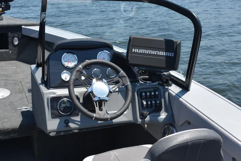 Slide: The Image of Manufacturer Provided Image: Interior view of 2026 Starcraft Superfisherman 186 boat. - 6