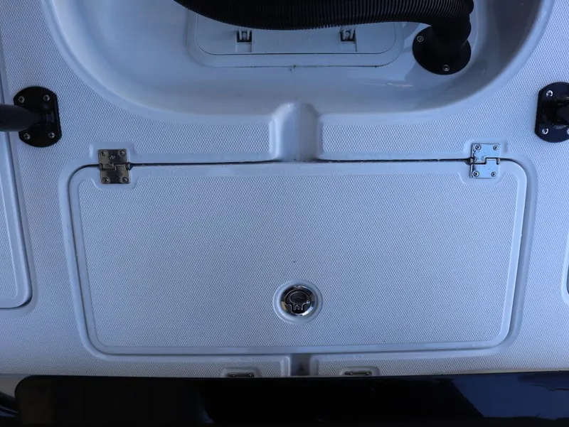 Slide: The Image of Action Craft 17 Flyfisher 2026 - 18