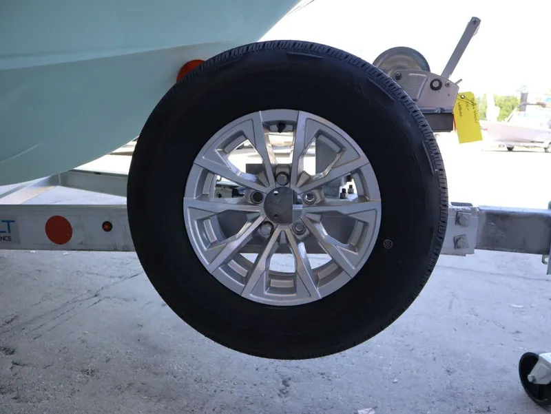 Slide: The Image of Action Craft 17 Flyfisher 2026 - 9