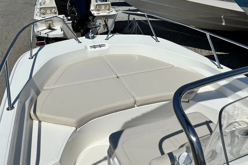 Slide: The Image of Boston Whaler 17 Montauk 2024 - 24
