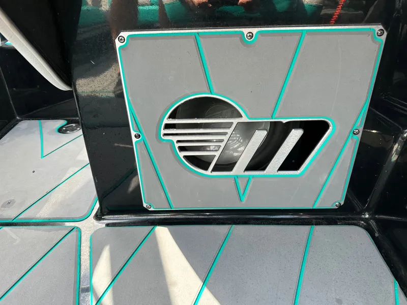 Slide: The Image of Speaker cover on Malibu Wakesetter 23 LSV 2022 boat. - 12