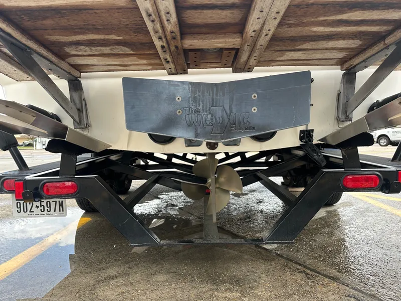 Slide: The Image of Rear view of a 2005 Malibu Sunscape 23 LSV boat trailer. - 8