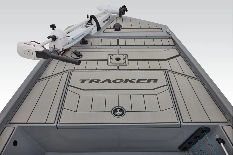 Slide: The Image of 2026 Tracker Bass Tracker Classic CC boat deck with Minn Kota motor. - 18