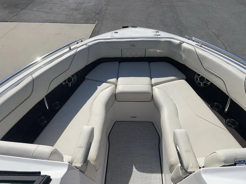 Slide: The Image of Regal LS6 2026 - 14