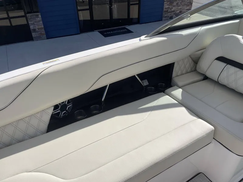 Slide: The Image of Regal LS6 2026 - 7