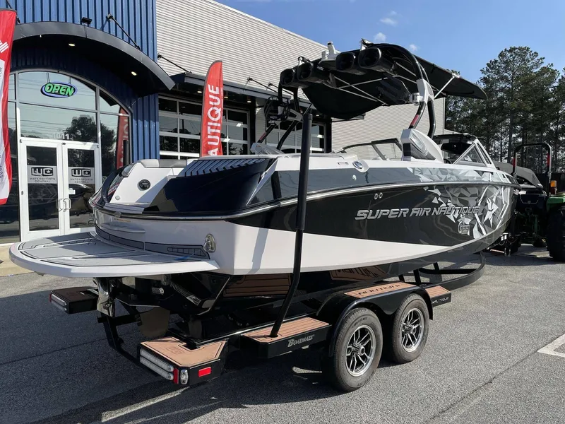 Slide: The Image of Nautique G23 2015 - 26