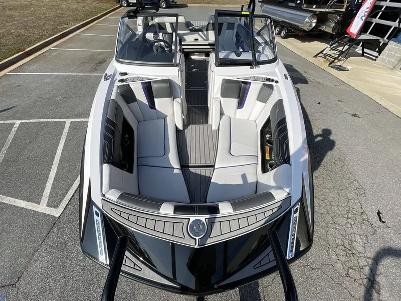 Slide: The Image of Nautique G23 2015 - 28