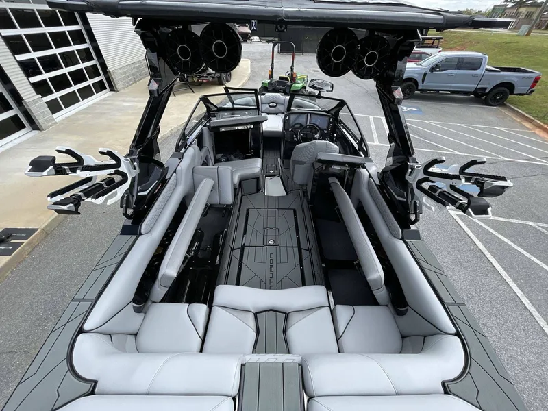 Slide: The Image of Cenutrion Ri 245 2026 - 10