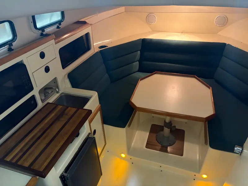 Slide: The Image of Albin 28 Tournament Express 2000 - 9