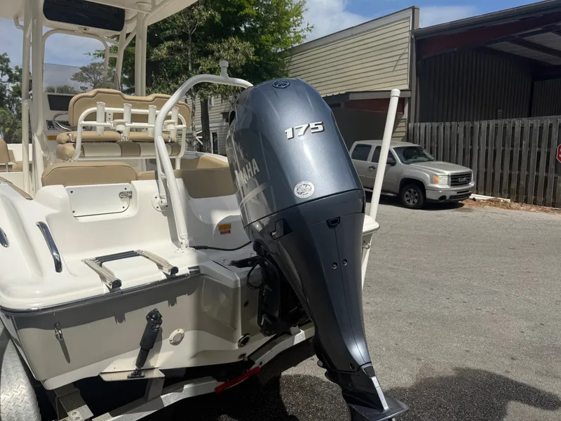 Slide: The Image of 2018 Key West 219 FS boat with Yamaha 175 outboard motor. - 10