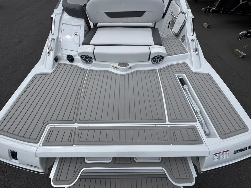 Slide: The Image of Crownline Boats 298 SS 2026 - 9