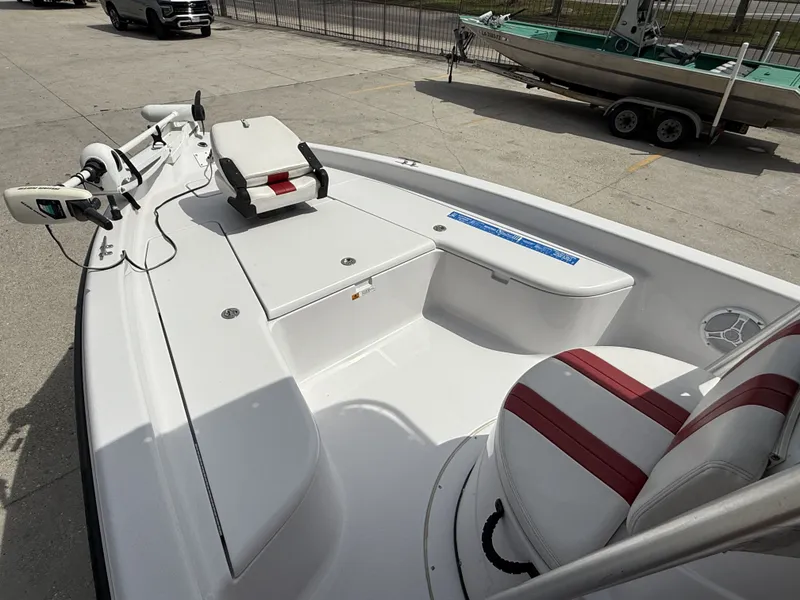 Slide: The Image of Champion 22 Bay Champ 2005 - 5