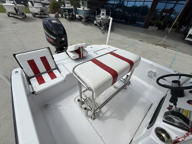 Slide: The Image of Champion 22 Bay Champ 2005 - 6