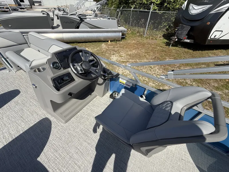 Slide: The Image of Interior of Avalon Venture 21 REAR FISH-90HP boat, 2026 model. - 4