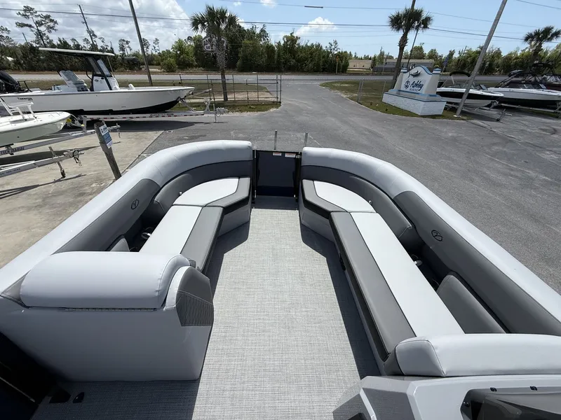 Slide: The Image of Interior of Veranda Vista View 22RC pontoon boat, model year 2026. - 10