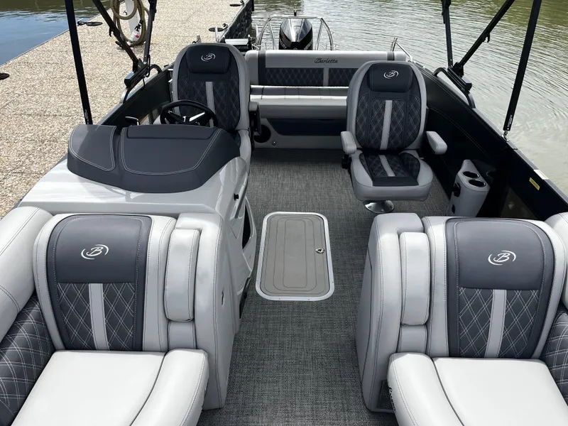 Slide: The Image of Barletta Lusso 23U 2024 - 11