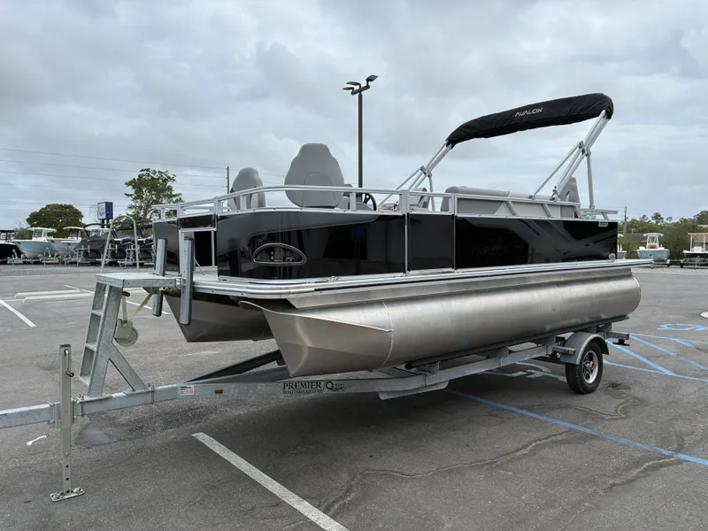 Slide: The Image of Avalon Venture Quad Fish - 19' 2026 - 7
