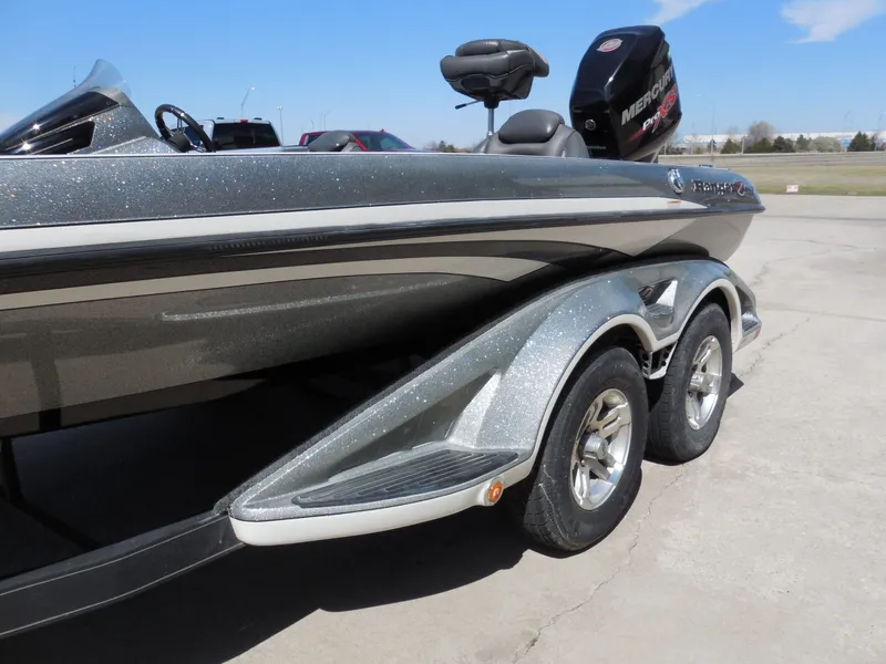 Slide: The Image of Ranger Z519 2018 - 10