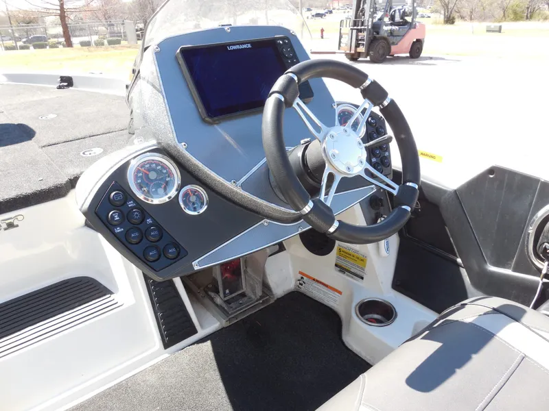 Slide: The Image of Ranger Z519 2018 - 13