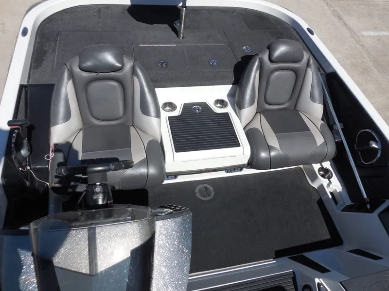 Slide: The Image of Ranger Z519 2018 - 15