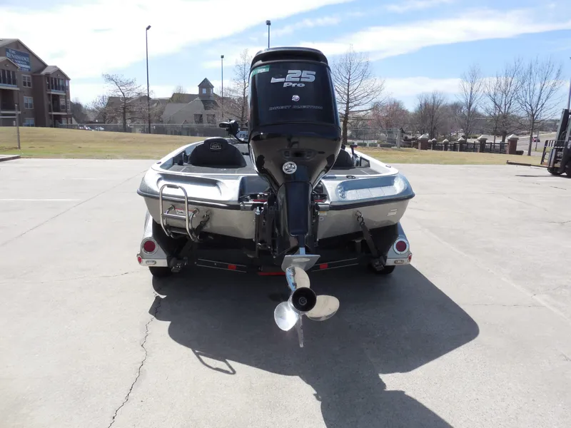 Slide: The Image of Ranger Z519 2018 - 4