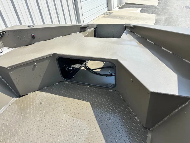 Slide: The Image of Edge Boats 1553DB 2026 - 6