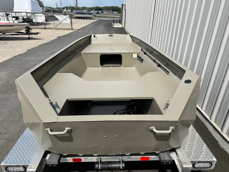 Slide: The Image of Edge Boats 1553 2026 - 4