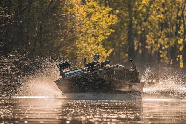 Slide: The Image of Excel Viper F4 1751 2026 - 4