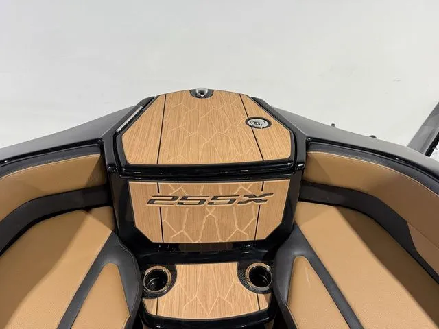 Slide: The Image of Yamaha 255XD 2026 - 32