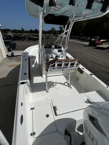 Slide: The Image of Pioneer 220 Bay Sport 2026 - 9