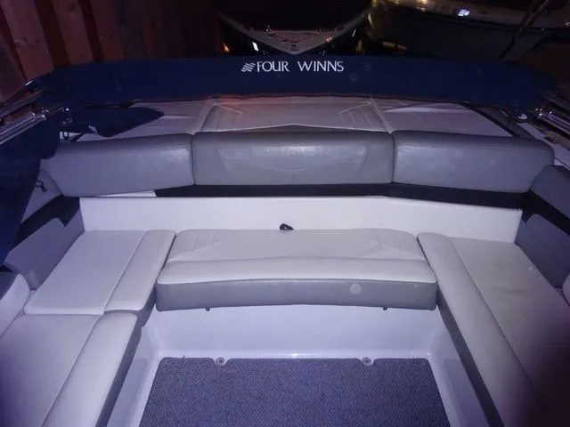 Slide: The Image of Four Winns H230 2015 - 3