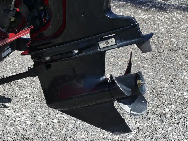 Slide: The Image of Tracker Pro Team 175 TF 2015 - 10