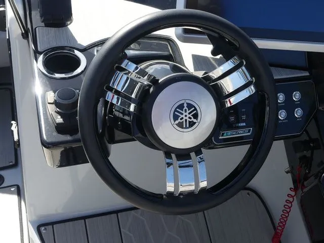 Slide: The Image of Yamaha 222XD 2024 - 18