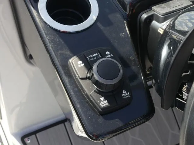 Slide: The Image of Yamaha 222XD 2024 - 20