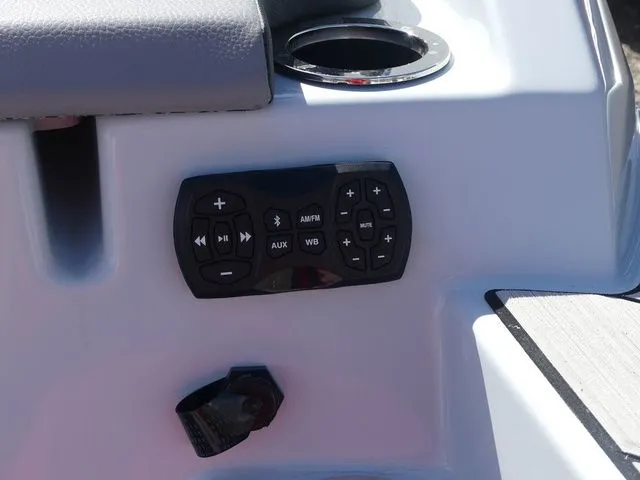 Slide: The Image of Yamaha 222XD 2024 - 24