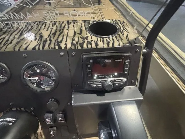 Slide: The Image of Thor 1900 Lake Hammer Center Console Elite 2026 - 21