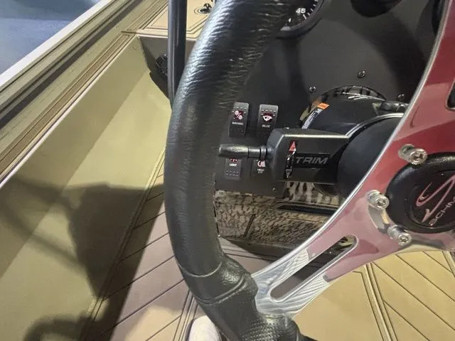 Slide: The Image of Thor 1900 Lake Hammer Center Console Elite 2026 - 24